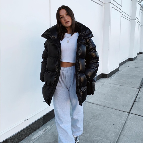 Aritzia Jackets & Blazers - Aritzia TNA superpuff